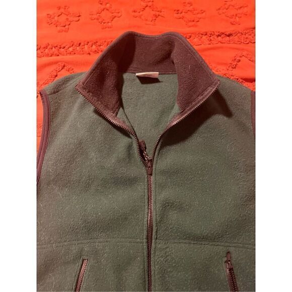 Timberline Colorado green vest zipper 2 pockets on each side on front. Mock col - Picture 6 of 11